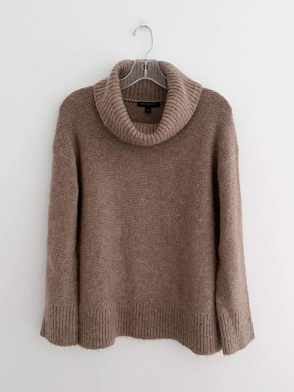 Banana Republic Alpaca Wool Blend Oversized Cowl Neck Sweater Size Small Taupe